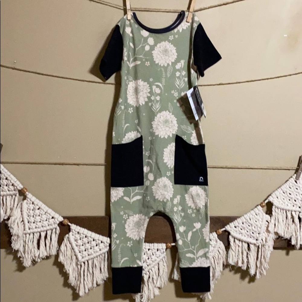 Rags to Raches 3/4 Brand New